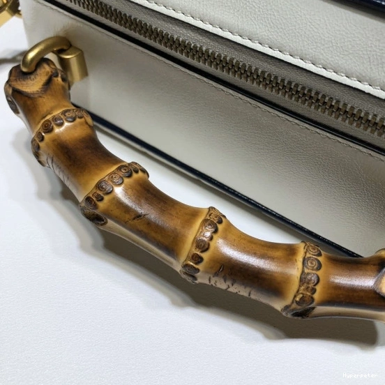 Hyperpeter bamboo with small shoulder GUCCI bag Marmont GG 0803